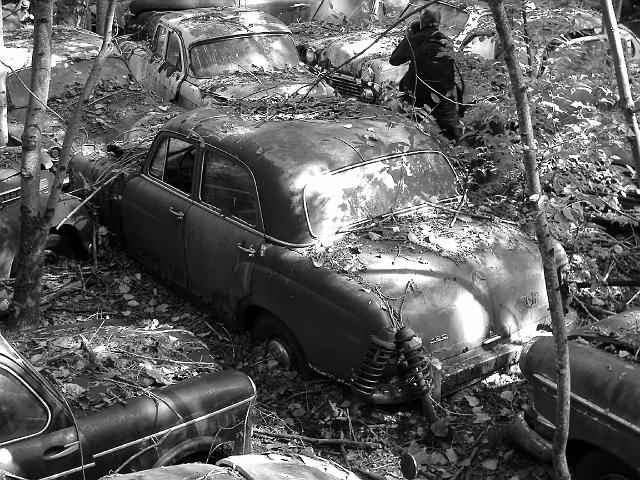 Autofriedhof - 214.JPG - Historischer Autofriedhof,    Gürbetal (CH)
